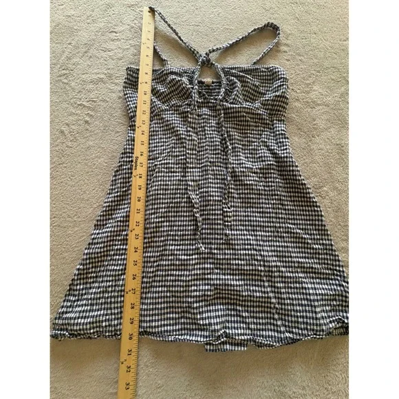 Urban Outfitters Black White Gingham Cotton Tie Front Mini Dress Smocked Back M - Picture 2 of 8